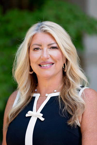 Photo of Kerri Horton
