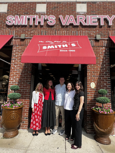 Students at Smith's Variety