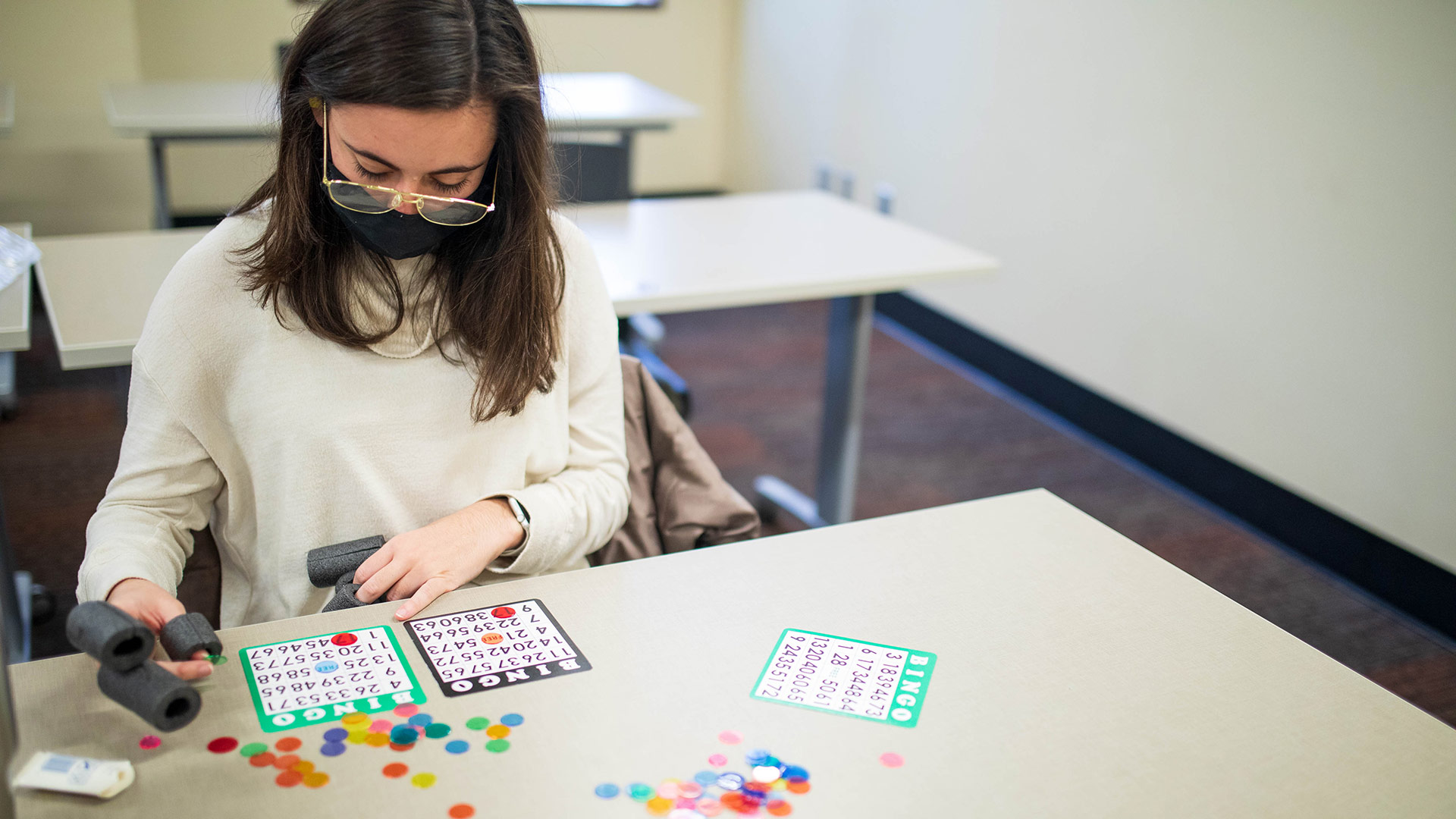 Student in HP playing Bingo