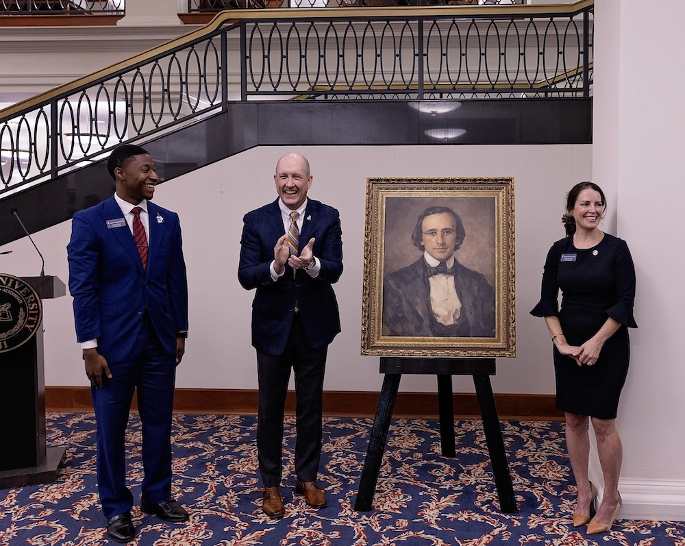 Beck taylor SGA president Unveils Painting