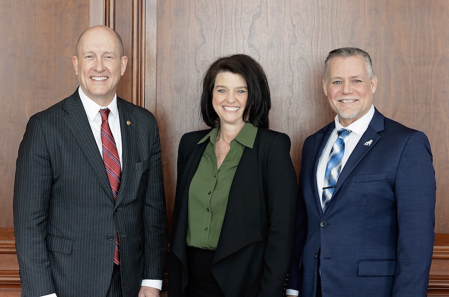 Hoaglund Wins Marshall Award