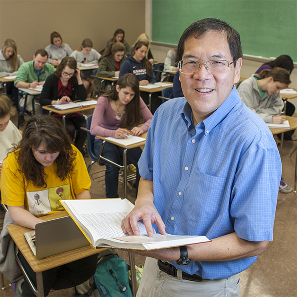 Samford psychology professor Stephen Chew