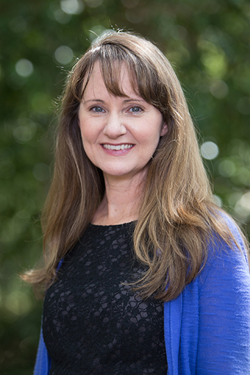 Photo of Jennifer Beall