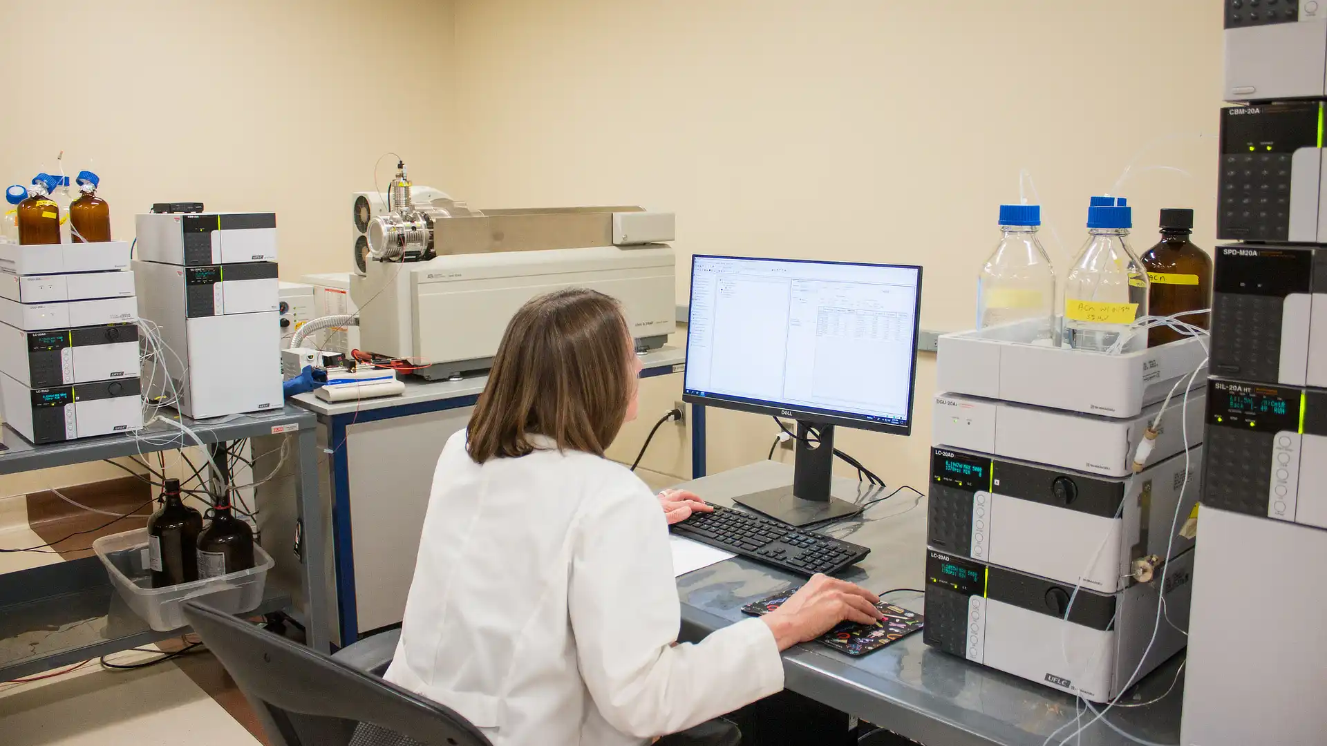 woman at computer in lab