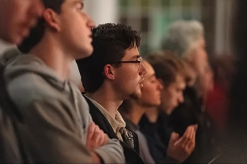 Student Group Worshiping
